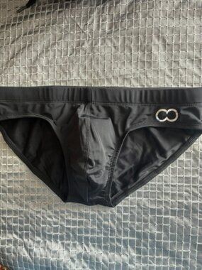 2eros swimsuit size Medium